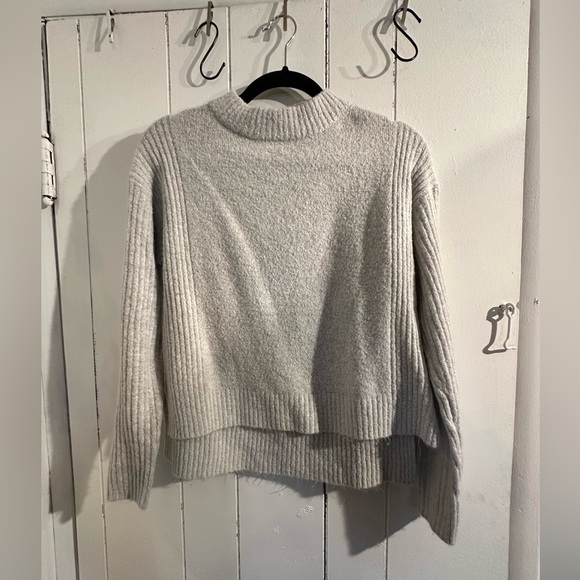 GARAGE grey sweater - Picture 1 of 3